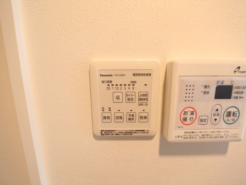 Ｒｉｎｏ－Ｃｈｅ栄生(リノーチェ栄生)  浴室暖房乾燥機　24時間換気機能バスルーム