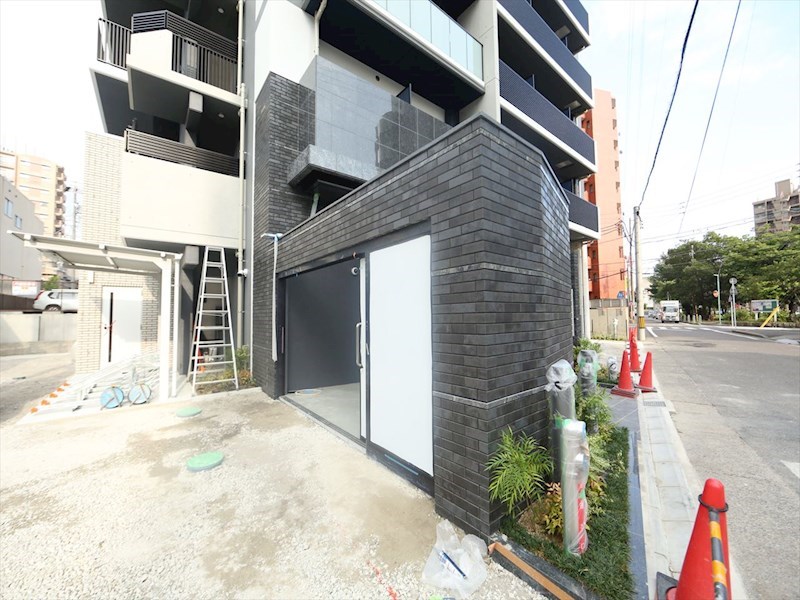 Ｓ－ＲＥＳＩＤＥＮＣＥ金山ＷＥＳＴ 敷地内ゴミ捨て場