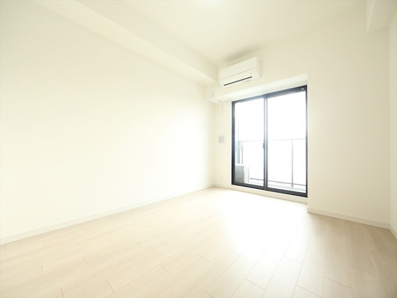 Ｓ－ＲＥＳＩＤＥＮＣＥ金山ＷＥＳＴ 洋室8.6帖　エアコン完備　クローゼット付　バルコニー