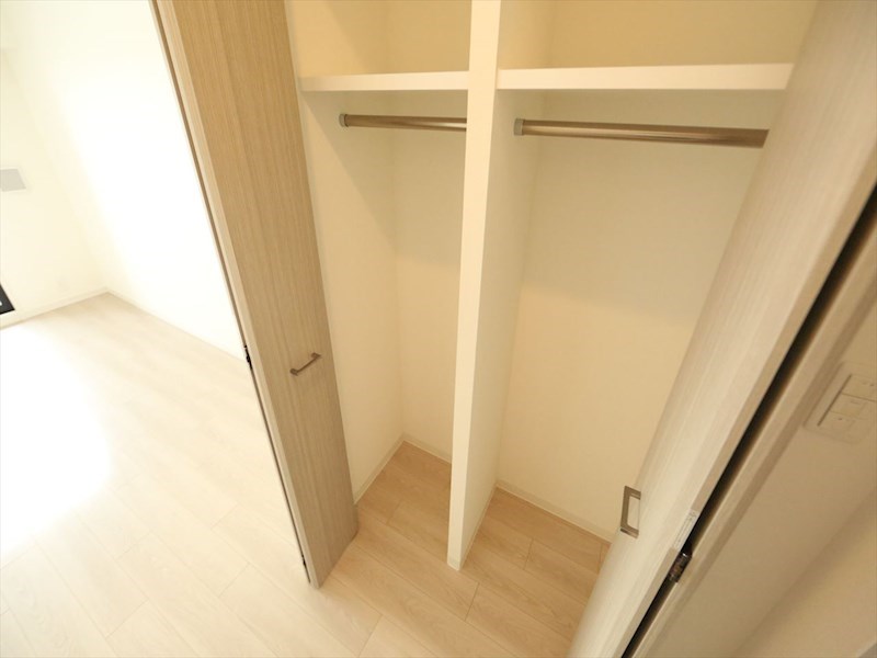 Ｓ－ＲＥＳＩＤＥＮＣＥ金山ＷＥＳＴ クローゼット（収納充実してます）