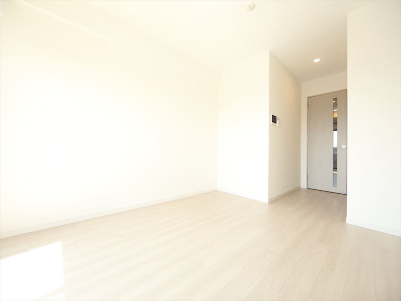 Ｓ－ＲＥＳＩＤＥＮＣＥ金山ＷＥＳＴ 洋室8.6帖　クローゼット付（収納充実してます）