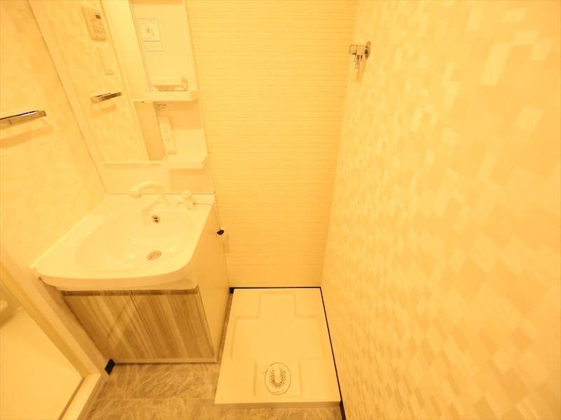 Ｓ－ＲＥＳＩＤＥＮＣＥ金山ＷＥＳＴ 脱衣所　室内洗濯機置き場