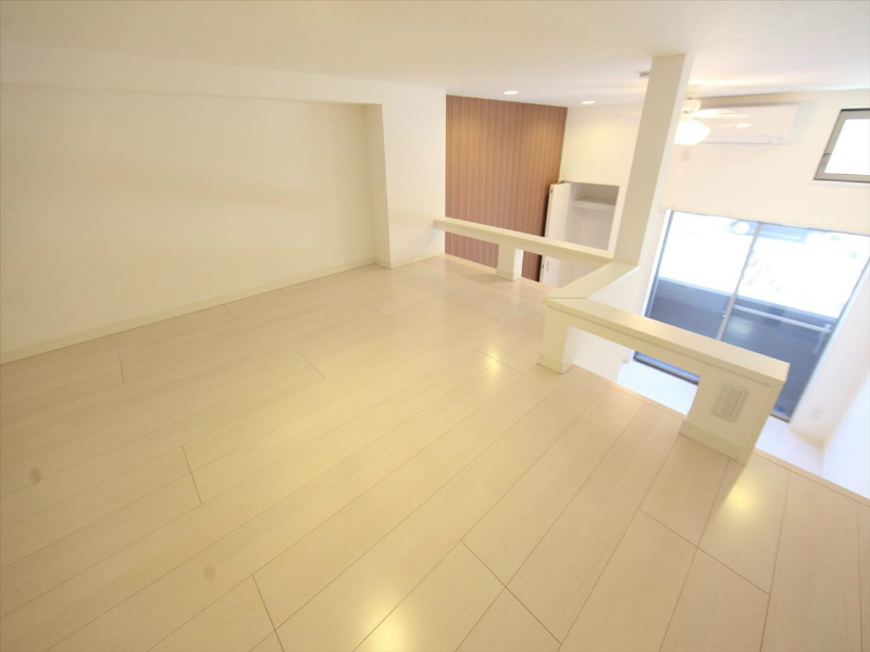 アイビス浅間町 上階ロフト5.8帖（収納としてもお部屋としても使えます）