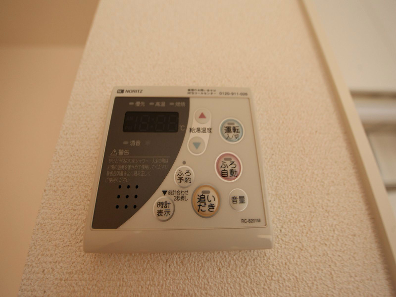 レクニルド 追い焚き付　オートバス機能付バスルーム