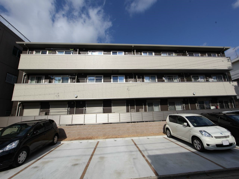 キャピタル大幸 敷地内平面駐車場