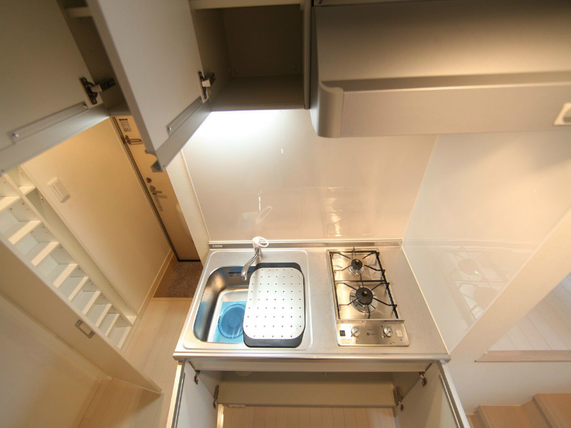 シェモア中島町 システムキッチン（ガス2口）冷蔵庫・レンジ等ご用意できます