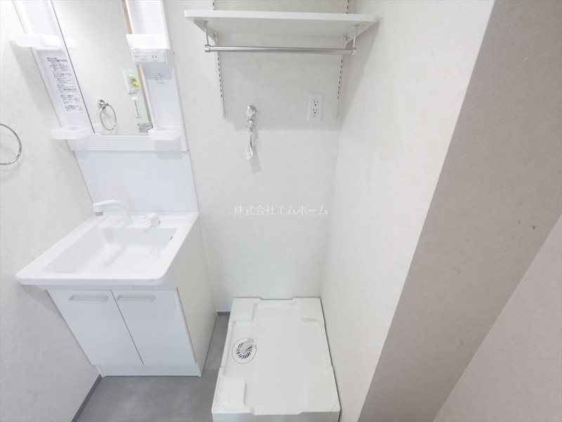 CRASTINE弥生町B棟 室内洗濯機置き場