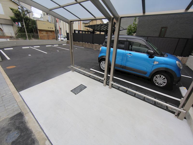 エステート野立 敷地内駐車場