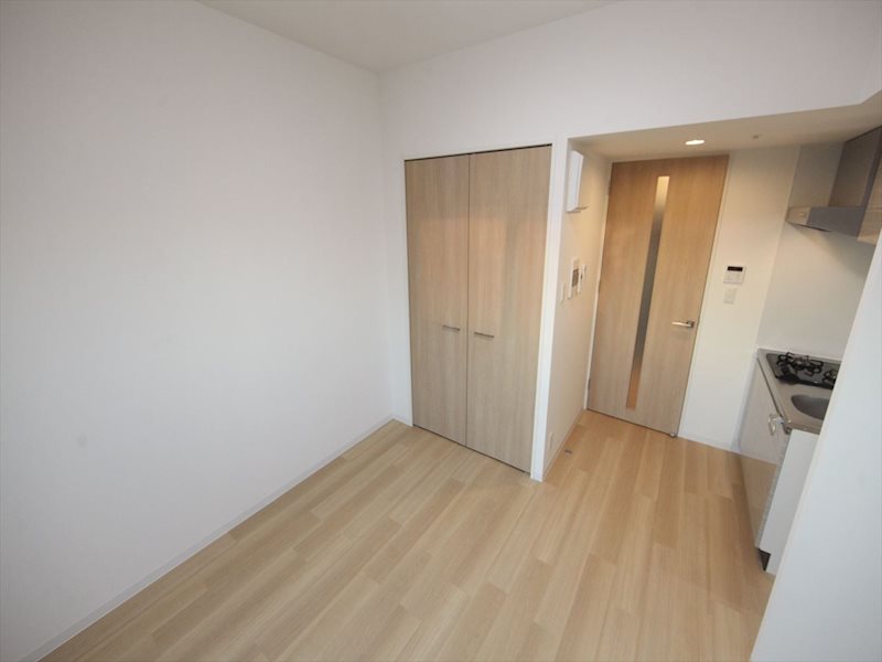 プログレッソ八田 洋室8.7帖　広々としたお部屋です