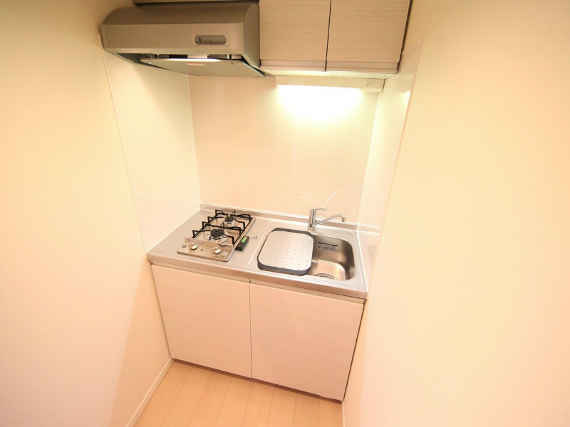 ネオメゾナ津賀田 システムキッチン（ガス2口）冷蔵庫・レンジ等ご用意できます
