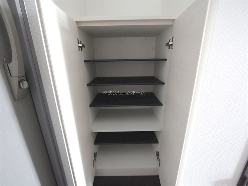 RESIDENCIA御器所 玄関　シューズボックス付