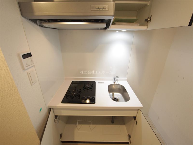 RESIDENCIA御器所 システムキッチン（ガス2口コンロ）