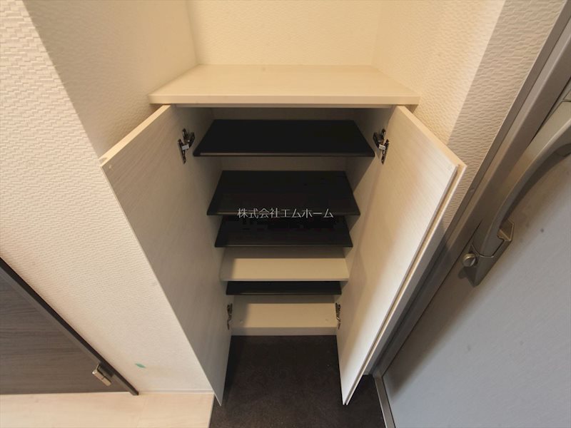RESIDENCIA御器所 玄関　シューズボックス付