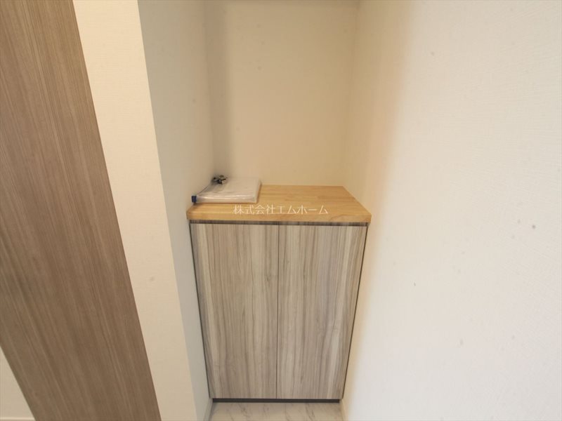 S-RESIDENCE東別院 玄関　シューズボックス充実