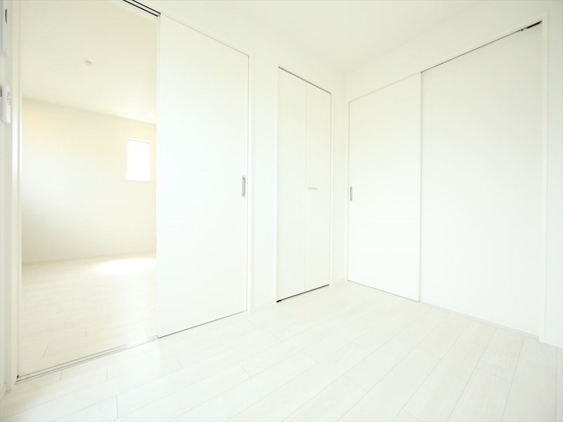 ハーモニーテラス尾頭橋Ⅲ ＬＤＫ8帖　洋室4.2帖　つなげても使えます　同仕様写真