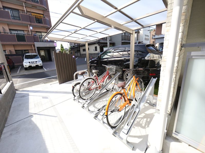 CHIFFON名駅(シフォン名駅) 屋根付き駐輪場