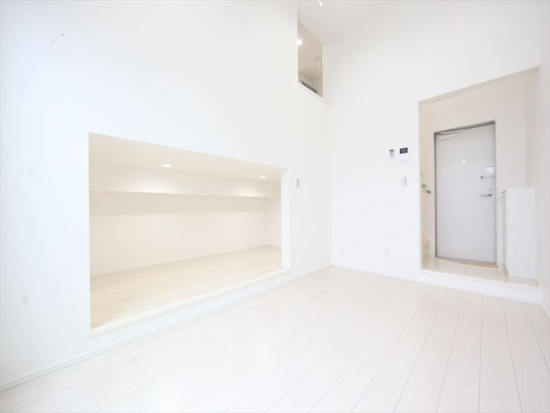 アペラシオン味美 洋室6帖　アンダーロフト5帖（収納にも寝室にも使えます）