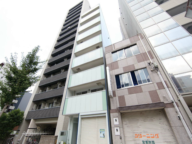 外観 オートロック 防犯カメラ 1フロア2部屋
