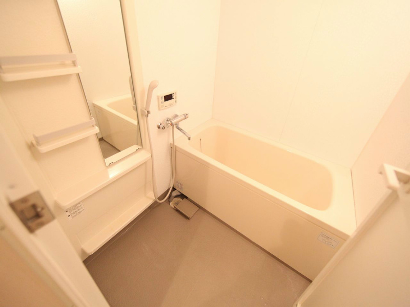 アヴォワール丸の内 追い焚き　オートバス　浴室暖房乾燥機　24時間換気バスルーム