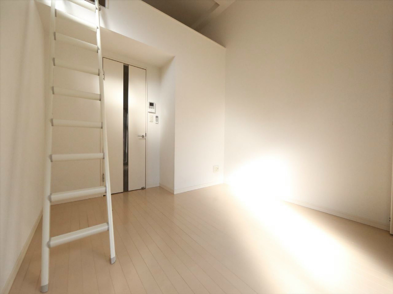 ルーグラン 洋室6.5帖　ロフト5帖（寝室にも使えます）