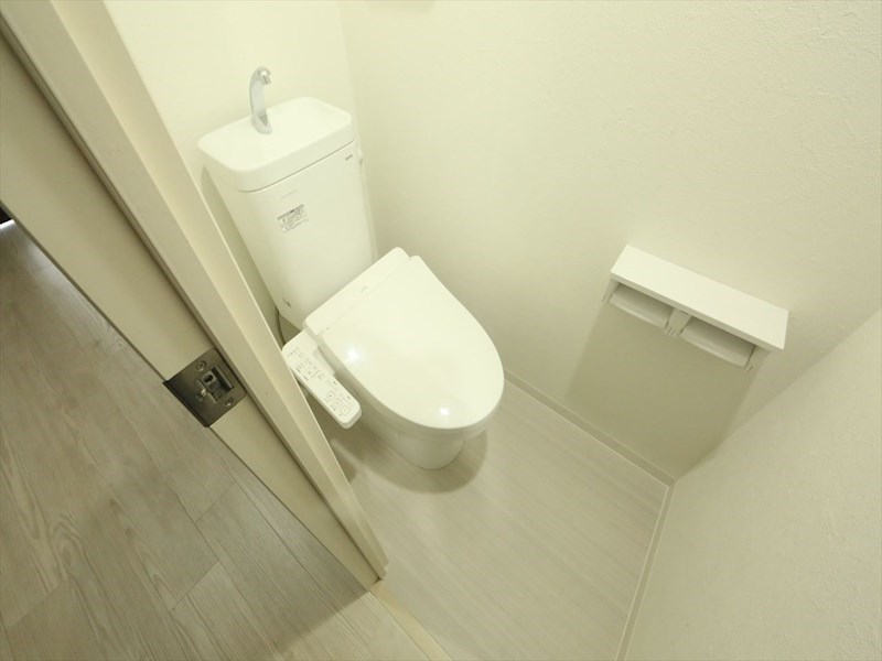 ドゥナーレ内浜町 温水洗浄暖房便座付トイレ