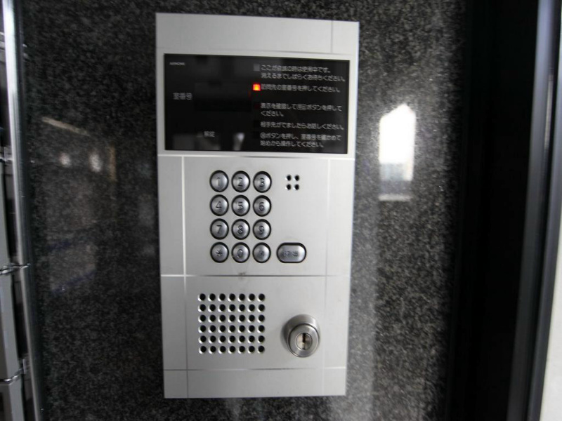 ＳＯＡＲII（ソアールツー） インターホン付　オートロック付