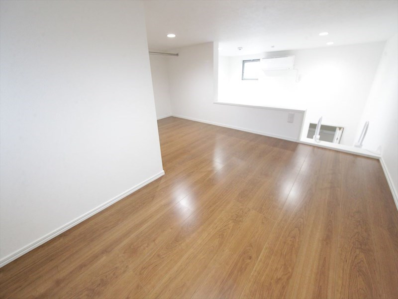 シャテーニュ ロフト5帖（収納としても寝室としても使用できます）