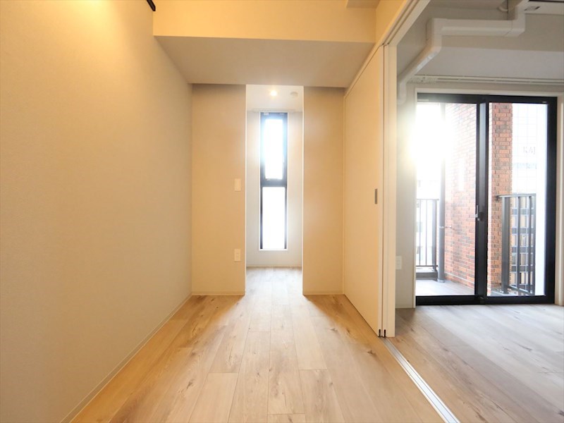 The 9th Residence Sakae Side 洋室3.8帖　ウォークインクローゼット付（収納充実してます）