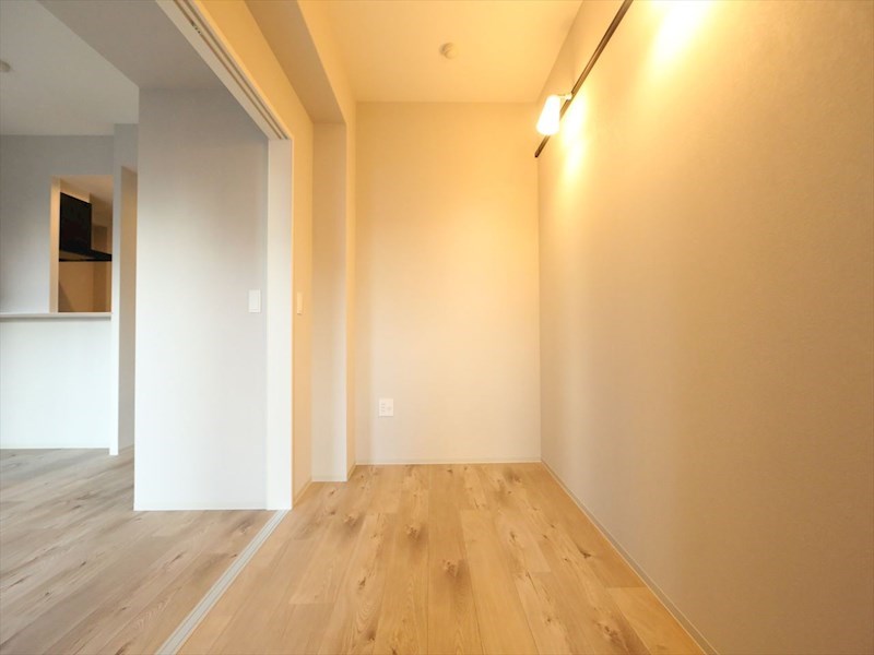 The 9th Residence Sakae Side ＬＤＫ10.4帖　洋室3.8帖　つなげても仕切っても使えます