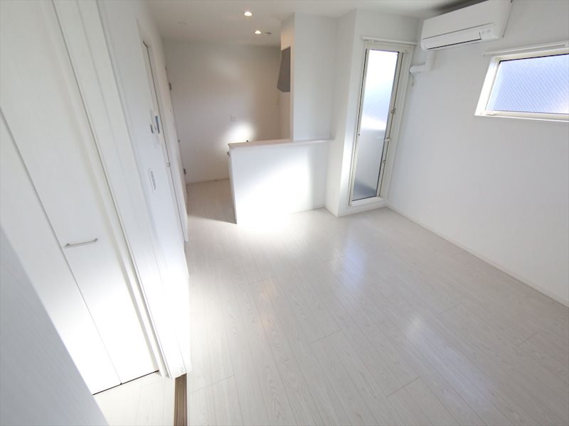 NAGOYA THE VILLA LDK10.7帖　カウンターキッチン