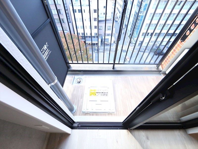 The 9th Residence Sakae Side バルコニー