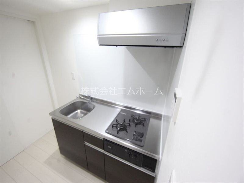 L'endroit apaisant あじよし（ランドロワアペザンあじよし） システムキッチン（ガス2口）冷蔵庫レンジ等ご用意できます