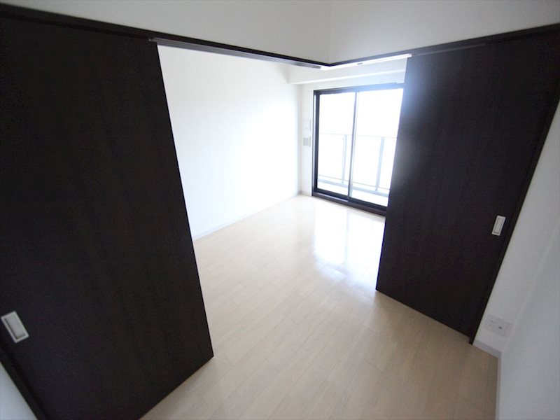 BMG RESIDENCE 洋室3.0帖　LDK10.3帖と繋げても仕切っても使えます