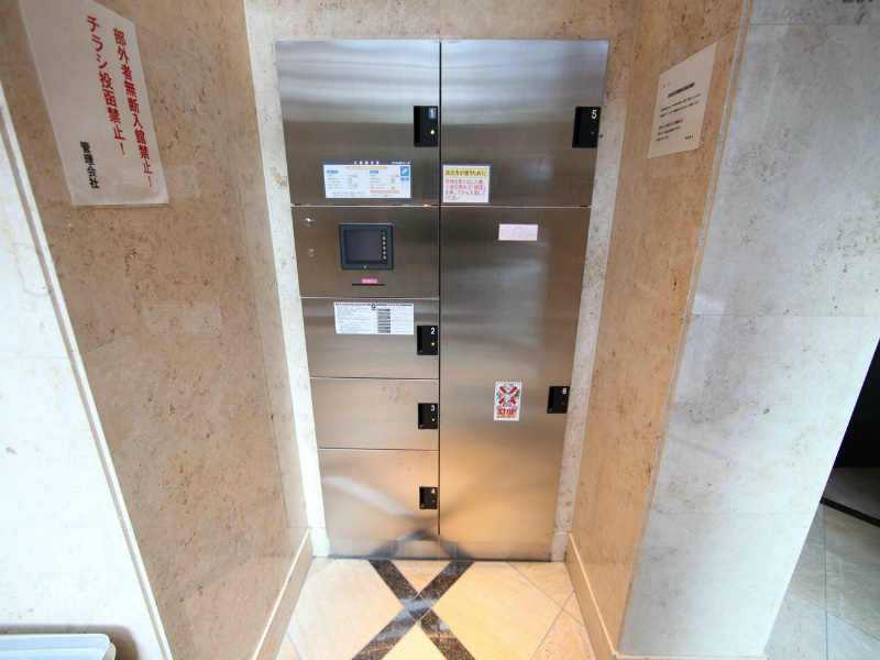 プライムアーバン泉 宅配ボックス付き