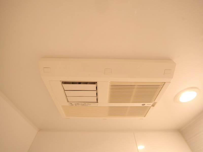 プライムアーバン泉 浴室暖房乾燥機付き