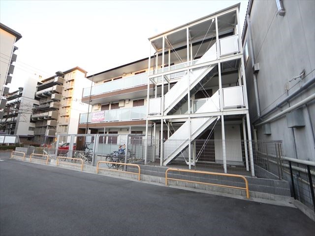 リブリ・金山 愛知県名古屋市熱田区桜田町14-3