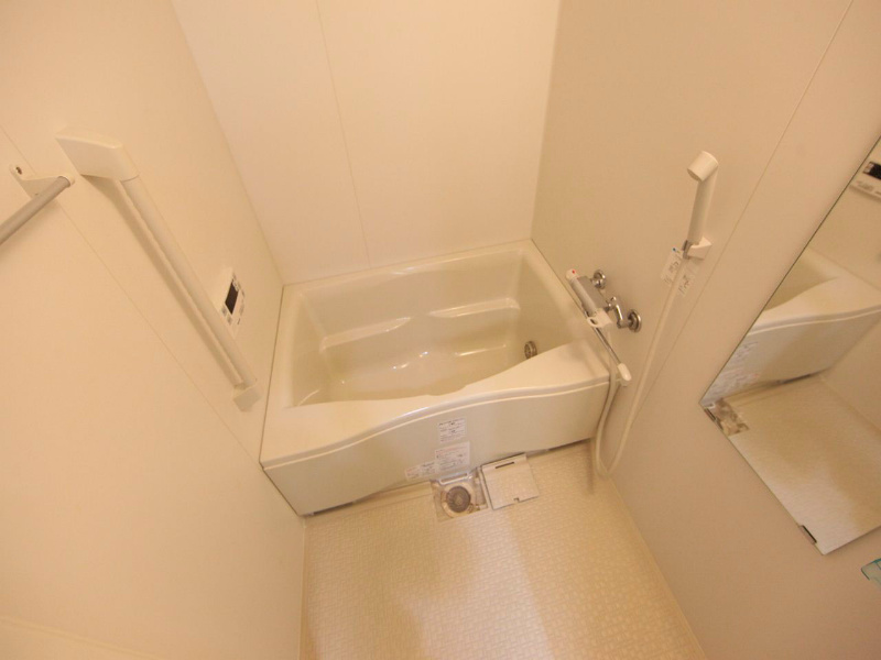 Ｇｒａｍｅｒｃｙ　Ｓｈｉｒａｋａｗａ　Ｋｏｅｎ 追い焚き　浴室暖房乾燥機　24時間換気　オートバスバスルーム