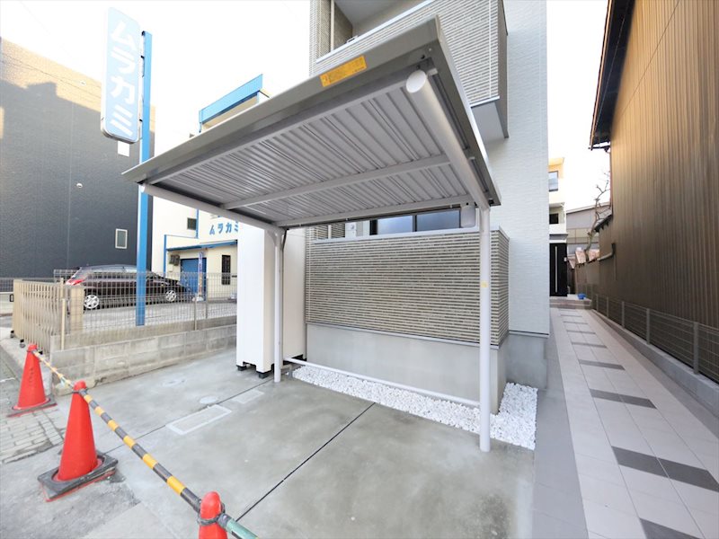 ＴＲＩＵＭＰＨ名駅(トライアンフ名駅) 屋根付き駐輪場