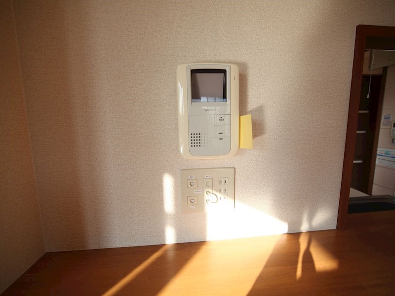 カーサ岩塚 ＴＶモニター付インターホン