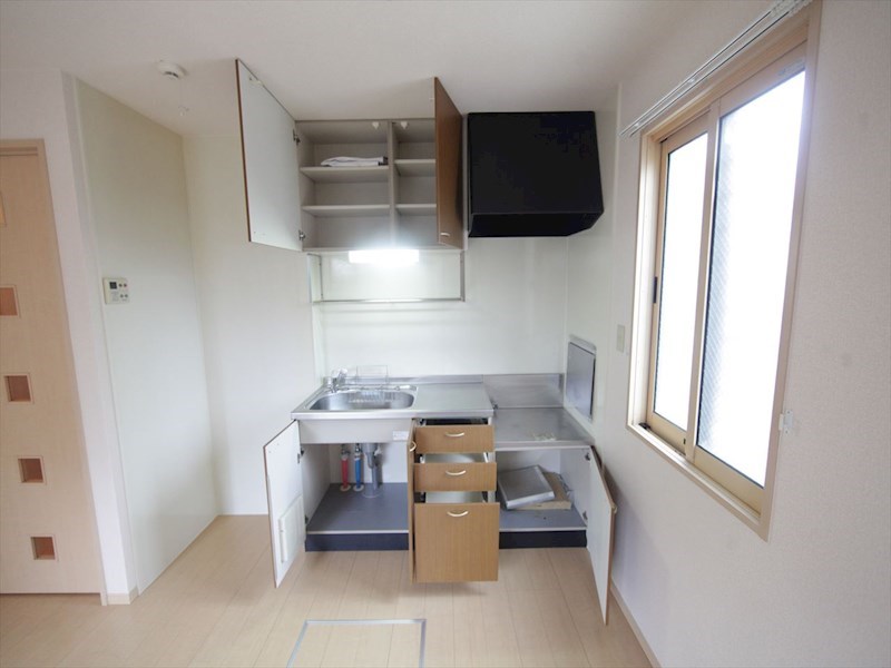 メゾン南山 キッチン（ガス2口コンロ設置できます）