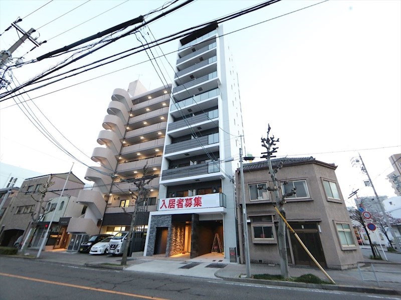 スリーアイランドタワー金山 外観　オートロック　防犯カメラ　宅配ＢＯＸ