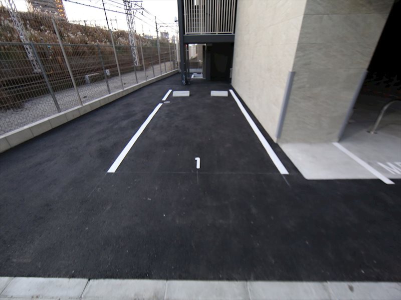 エステムコート名古屋ルノン 敷地内駐車場