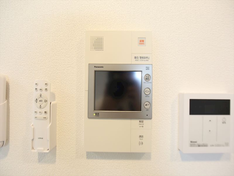 エステムコート名古屋ルノン TVモニター付きインターホン
