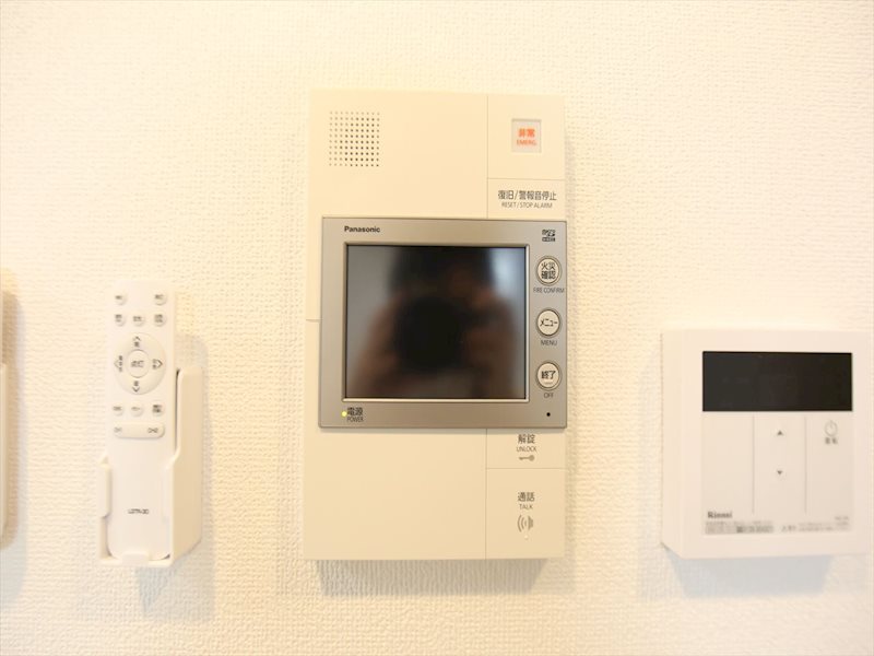 エステムコート名古屋ルノン TVモニター付きインターホン