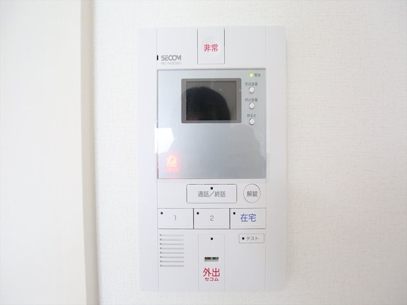 パインテール千成 セキュリティ　TVモニター付インターホン