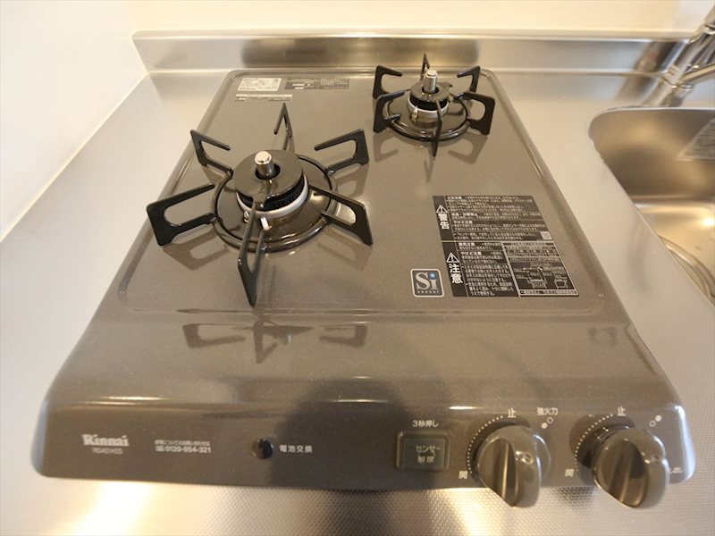 パインテール千成 システムキッチン　2口ガスコンロ