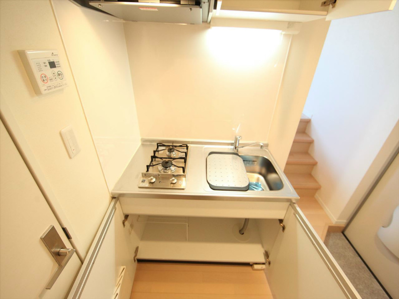 ＬａＦｏｎｔｅ システムキッチン（ガス2口）冷蔵庫・レンジ等ご用意できます