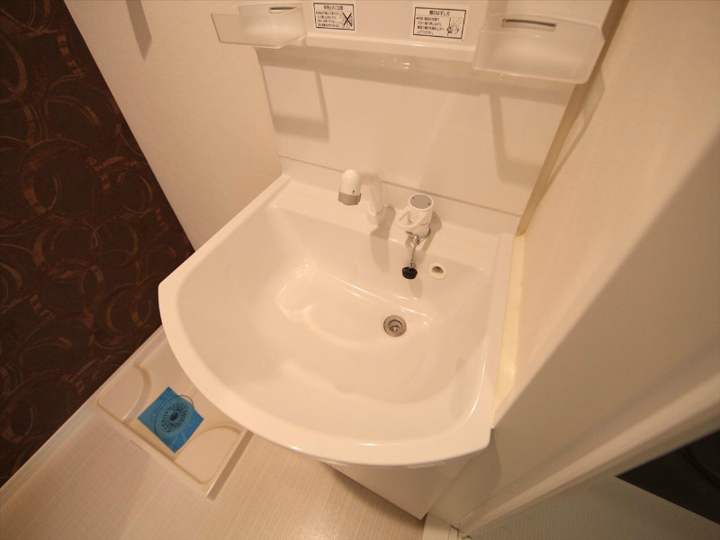 ＬａＦｏｎｔｅ 脱衣所　独立洗面台（シャンプードレッサー）洗濯機用意できます
