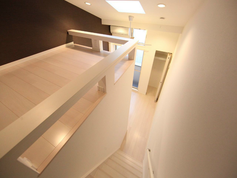 ルークス名古屋 お部屋に階段あり