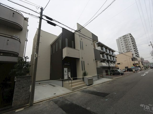ＧＲＡＮＤＴＩＣ金山東　愛知県名古屋市昭和区福江３丁目5-19